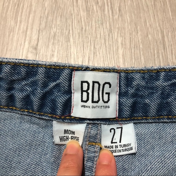 bdg mom jeans - Picture 3 of 4